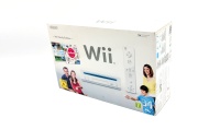 Игровая приставка Nintendo Wii [ RVL- 101 EUR ] White Family Edition В коробке Б/У