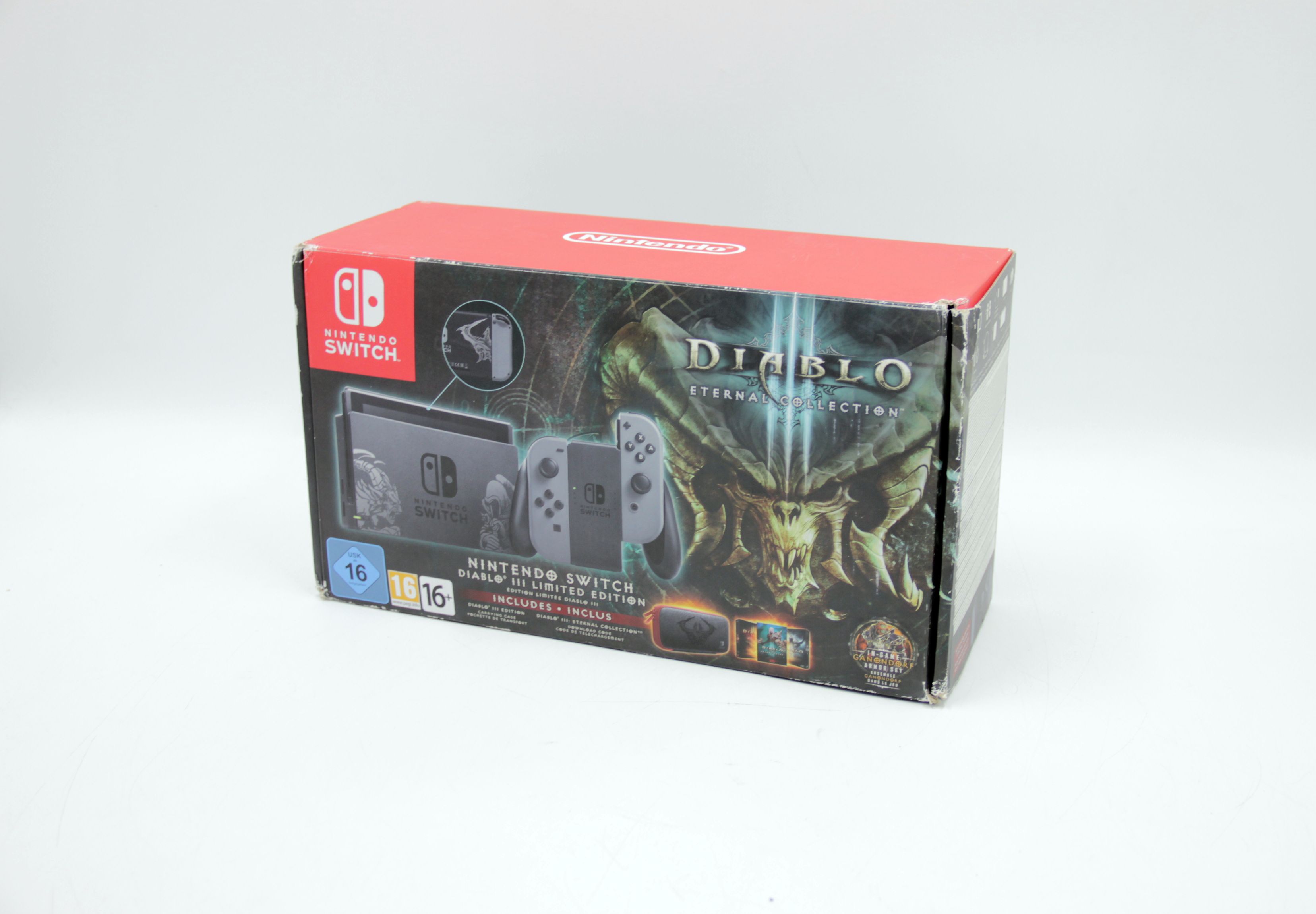 Nintendo switch diablo 3. Diablo 3 Nintendo Switch коробка. Nintendo Switch Diablo 3 Limited Edition. Коробка Diablo IV коллекционная коробка. Nintendo Switch первая ревизия Дьябло.