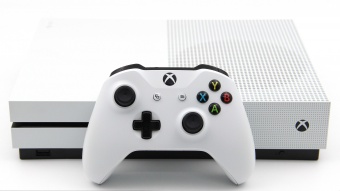 Игровая приставка Xbox One S 1TB Б/У