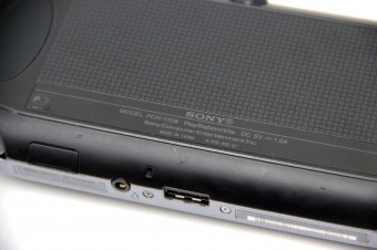 Игровая приставка Sony PlayStation Vita FAT 128Gb [ PCH 1008 ] Black HEN Б/У 